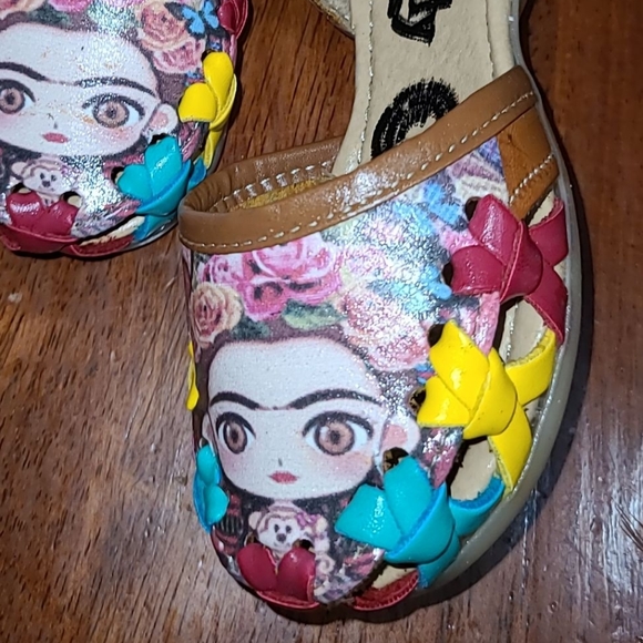 ADORABLE Frida Huaraches for little girls! - Picture 6 of 7
